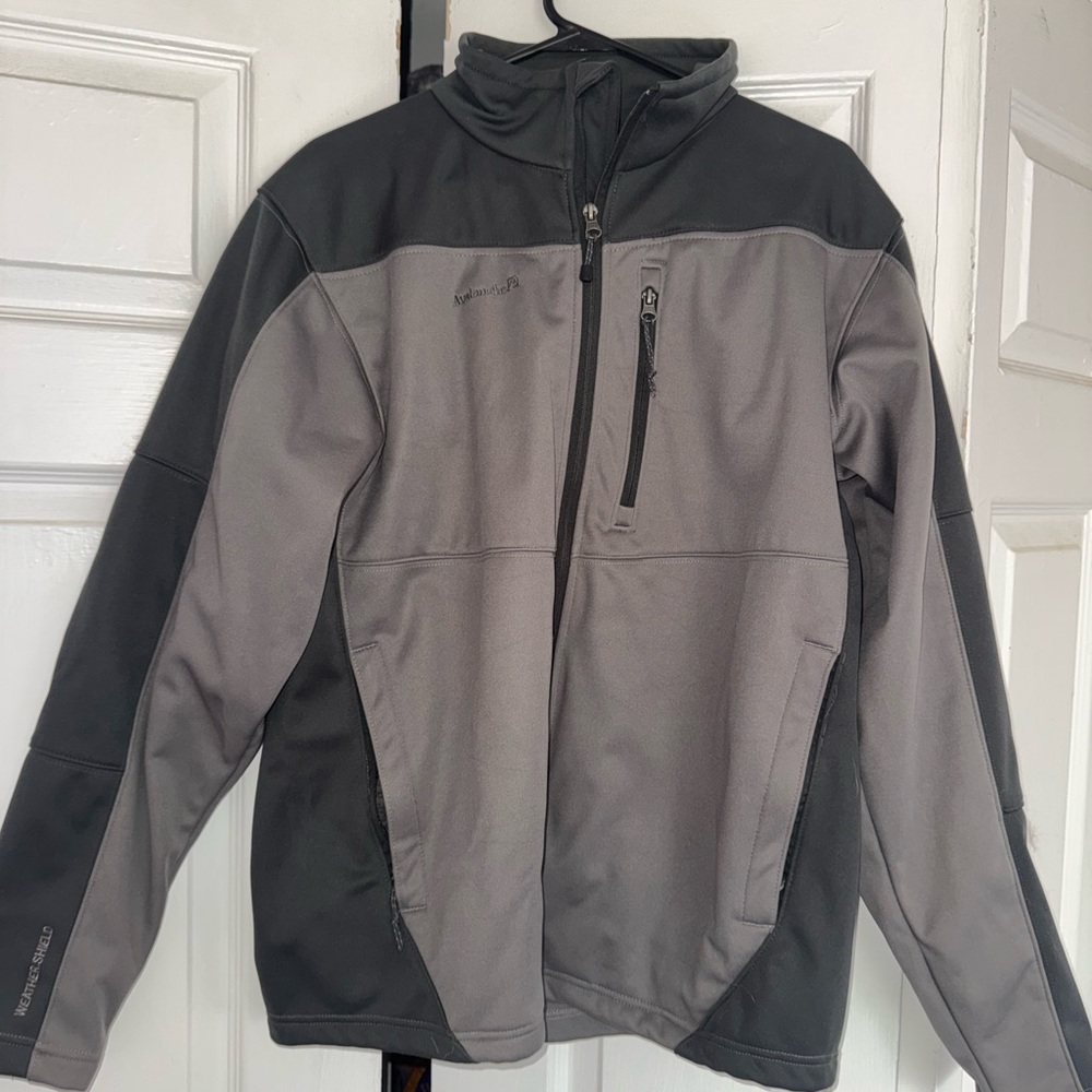 Men's Avalanche Outdoor Supply softshell jacket